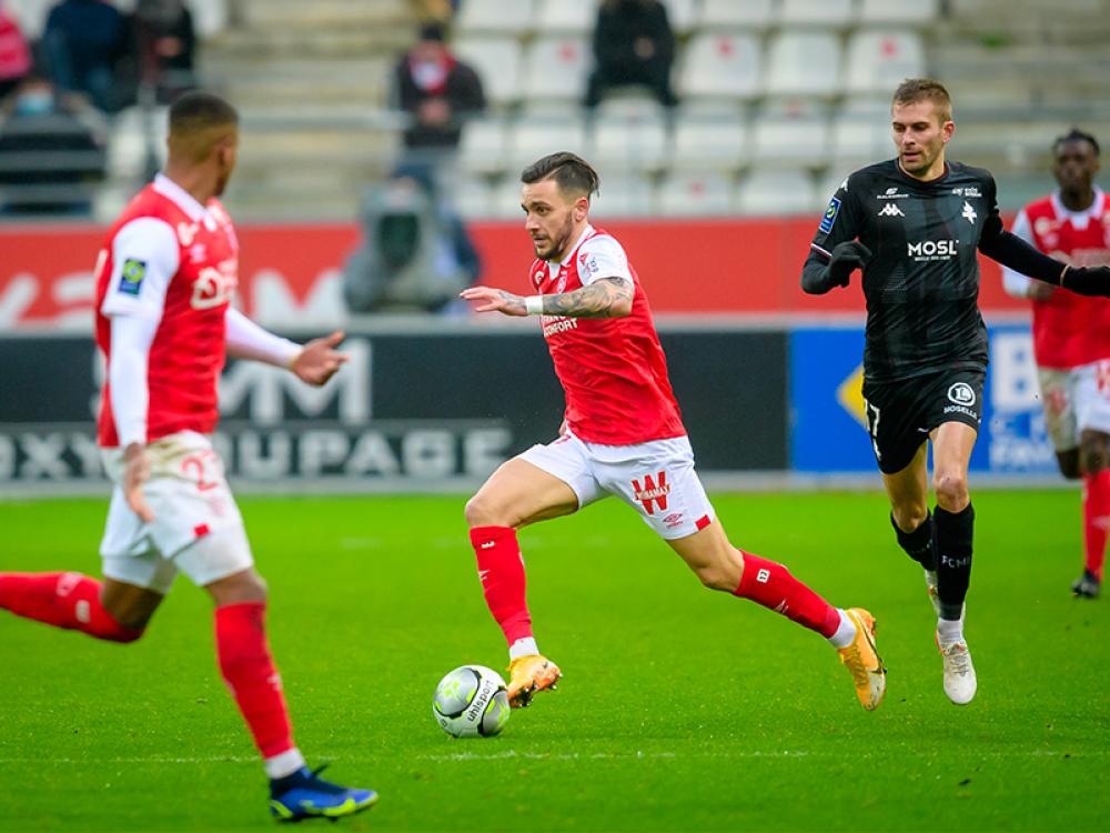 Anastasios Donis rejoint l'APOEL Nicosie