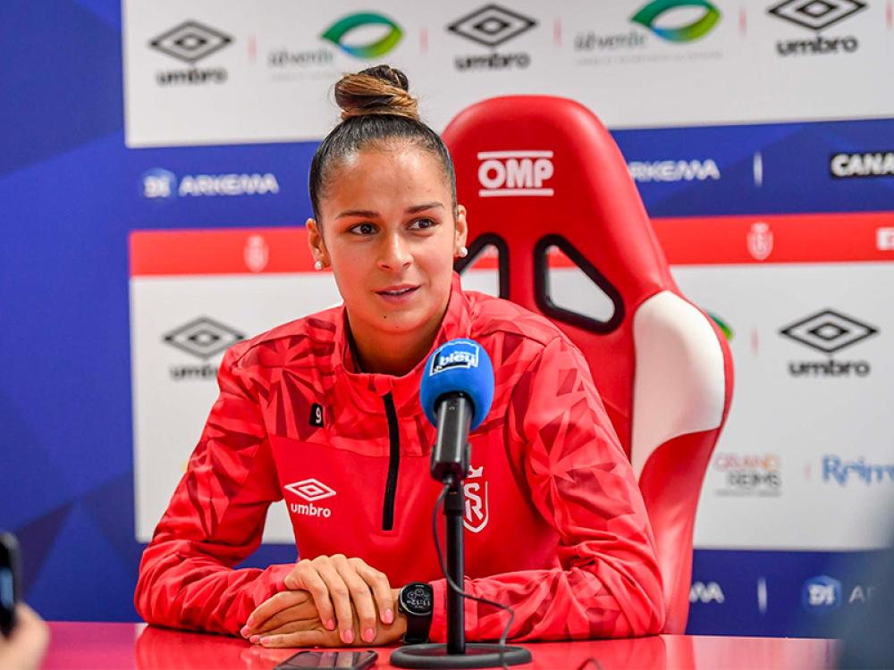Mélissa Gomes avant PSG-SDR